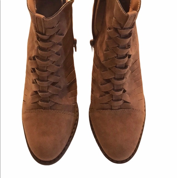Mossimo Supply Co. cognac booties - Picture 4 of 5